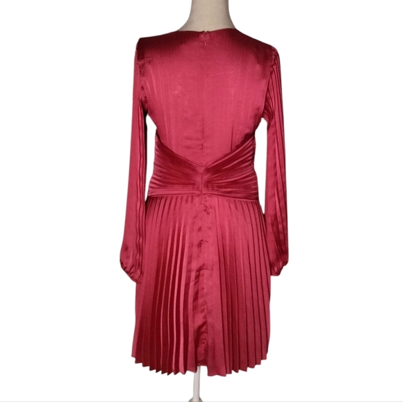 Boston Proper Long Sleeve Pleated Fit And Flare Dress In Blossom Size 6 NWT - Picture 5 of 10